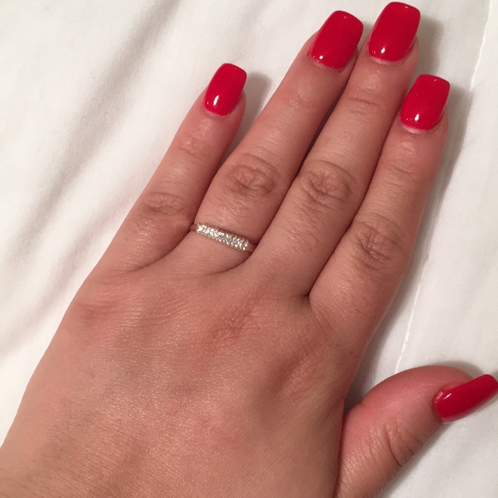 925 sterling silver ring -size 7 1/2